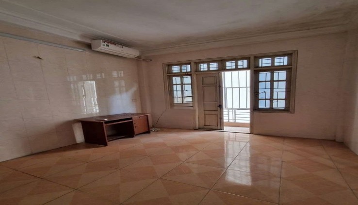 Càn cho thuê nhà nguyên căn Lĩnh Nam, 4 tầng, 40m2, 5 ngủ, 12 Triệu/tháng